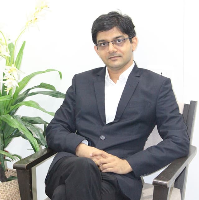 Dr. Rupesh B. Shah, Uro-Oncologist · Genitourinary Cancer Surgeon